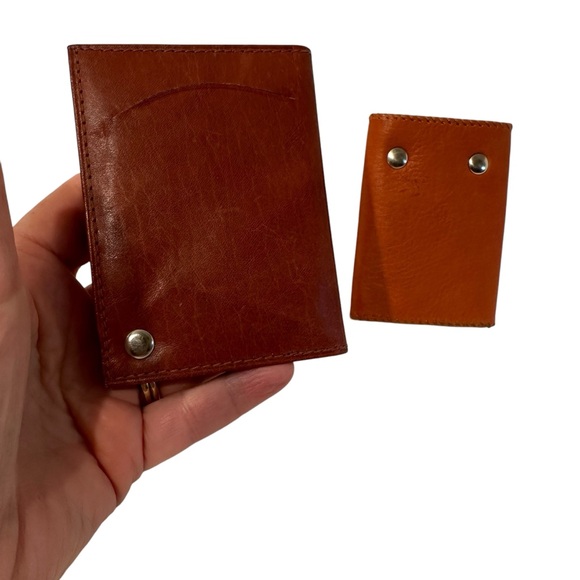 Vintage Leather Card & Key Holder - Picture 3 of 6